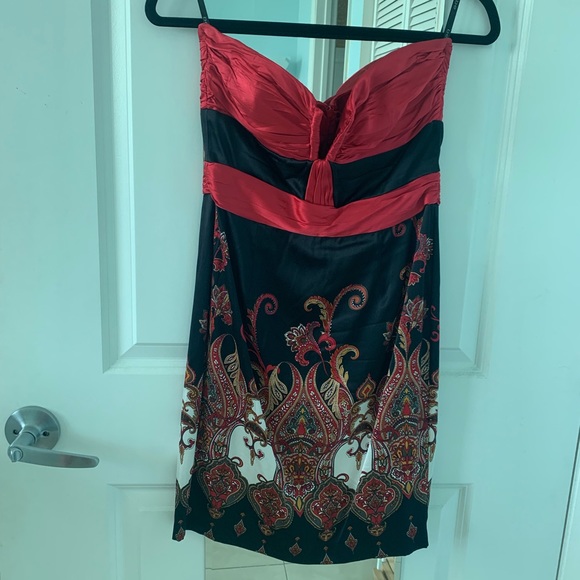 bebe Paisley Satin Cocktail Dress - Picture 4 of 8